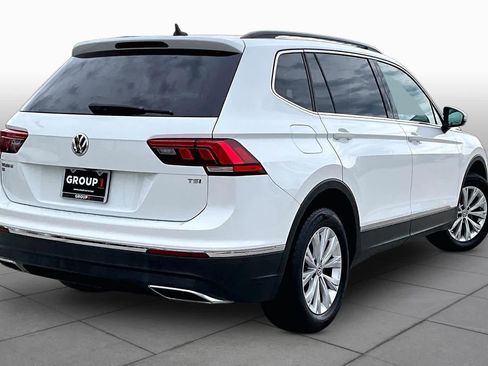 Used 2018 Volkswagen Tiguan SE FWD image 12