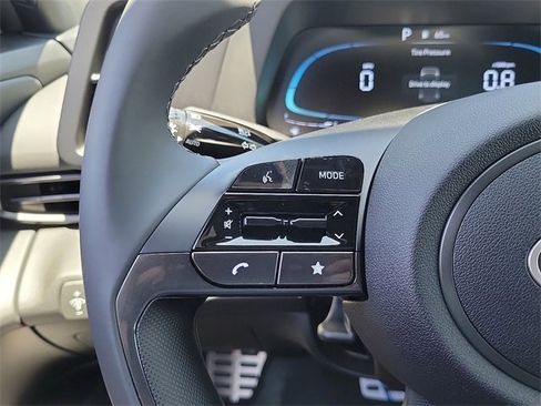 New 2025 Hyundai Elantra Sport image 4