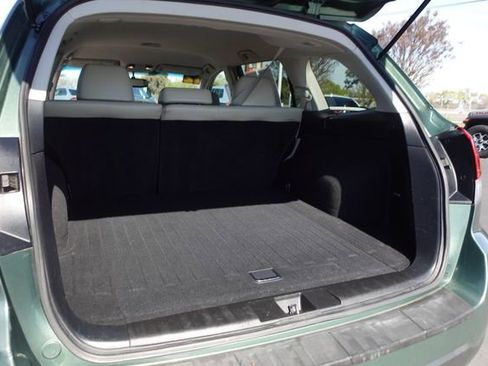 Used 2012 Subaru Outback 3.6R Limited image 25