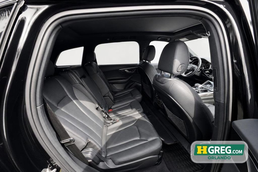 Used 2023 Audi Q7 2.0T Premium Plus w/ Premium Plus Package AWD/4WD image 13