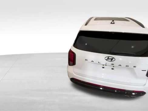 Used 2025 Hyundai Palisade Calligraphy image 6