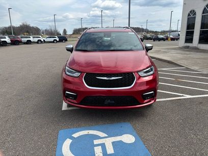 New 2026 Chrysler Pacifica Pinnacle