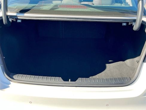 Used 2020 Kia Optima LX image 23