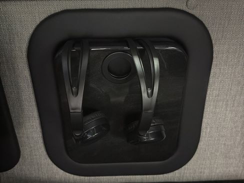 New 2025 Chevrolet Express 2500 w/ Driver Convenience Package image 25