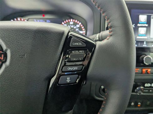Used 2025 Nissan Frontier PRO-4X w/ Pro Convenience Package image 14