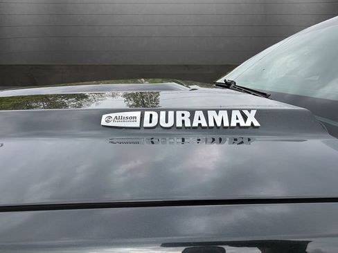 Used 2017 GMC Sierra 2500 Denali w/ Duramax Plus Package AWD/4WD image 34