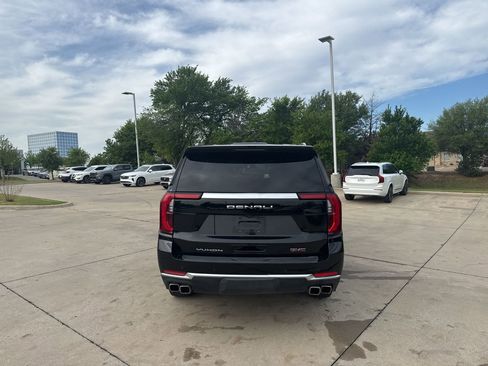 Used 2025 GMC Yukon XL Denali image 6