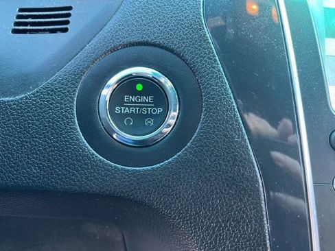 Used 2017 Ford Explorer Limited w/ Equipment Group 301A image 18