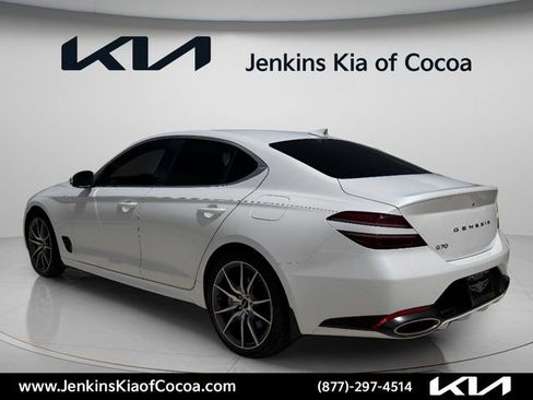 Used 2025 Genesis G70 2.5T RWD image 7