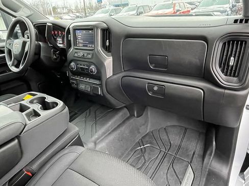 Used 2025 Chevrolet Silverado 2500 W/T w/ WT/CX Safety Package AWD/4WD image 21