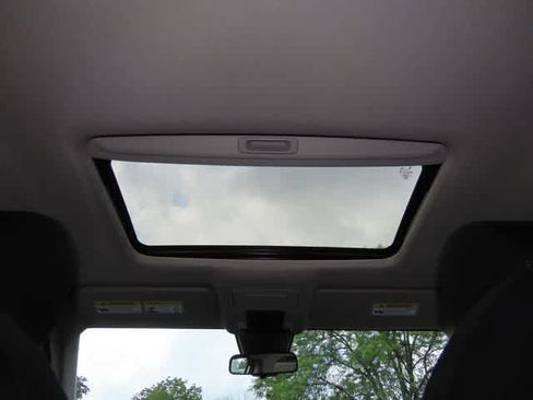 Used 2024 Honda CR-V EX image 23