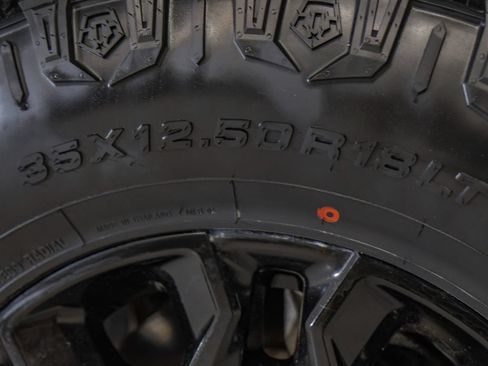 Used 2022 Chevrolet Silverado 2500 LT w/ Convenience Package AWD/4WD image 65