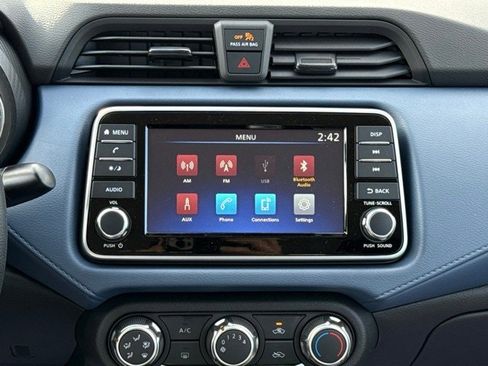 New 2025 Nissan Versa SV w/ Trunk Package image 22