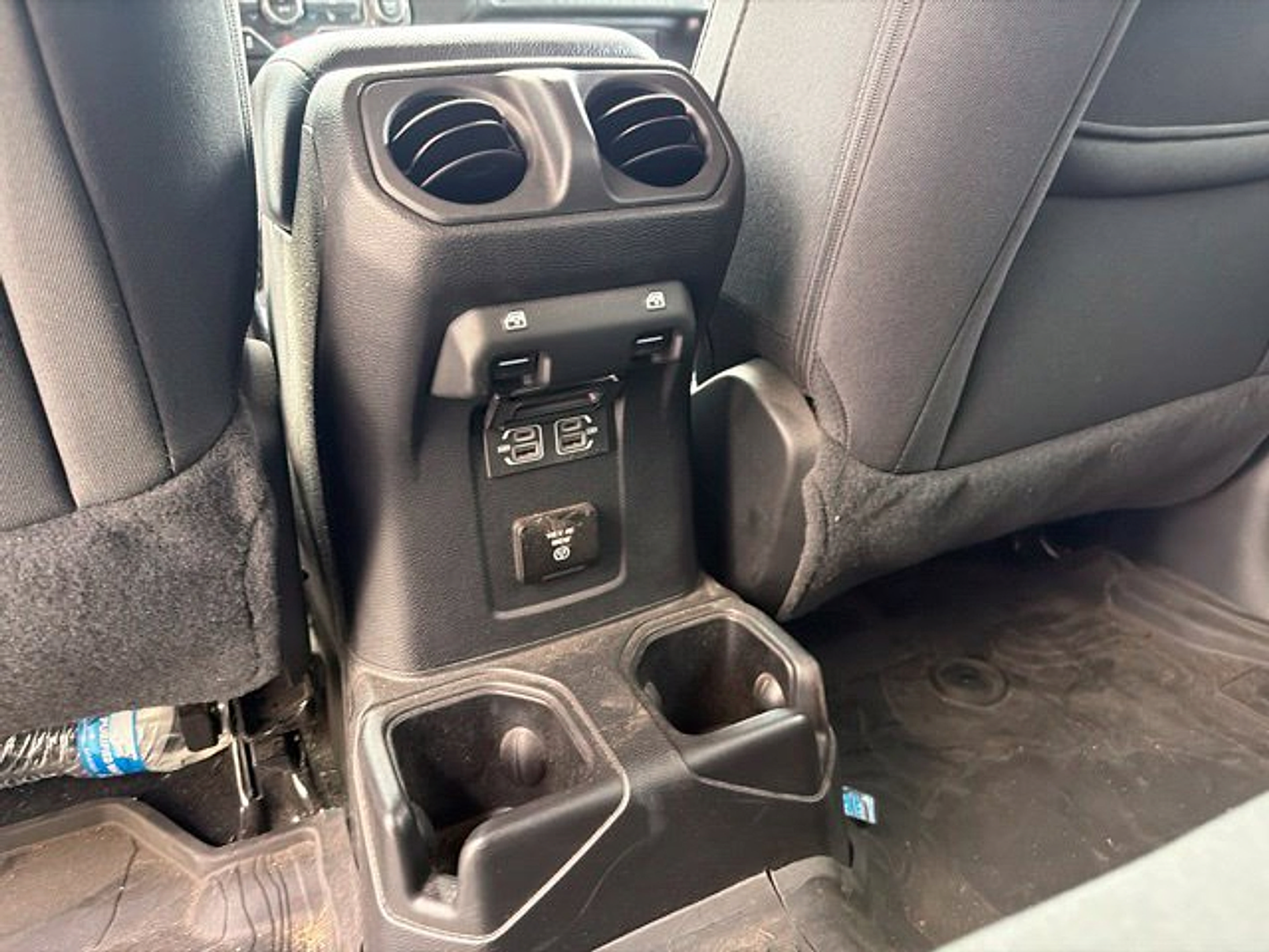 Used 2022 Jeep Wrangler Unlimited Sport w/ Sun And Sound Package AWD/4WD image 14