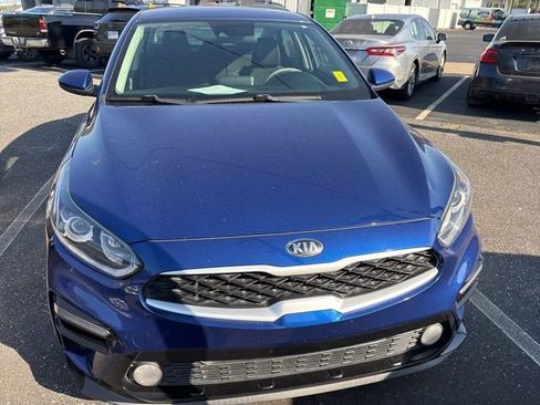 Used 2019 Kia Forte LXS FWD image 2