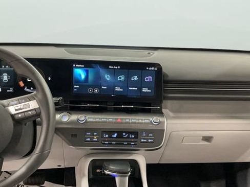 Used 2024 Hyundai Kona SEL AWD/4WD image 11