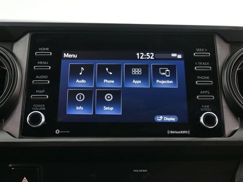 Used 2022 Toyota Tacoma SR AWD/4WD image 18