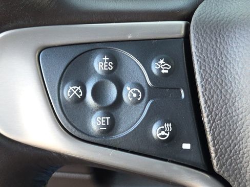 Used 2020 GMC Yukon Denali w/ Open Road Package image 31