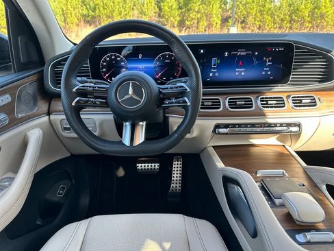 Certified 2024 Mercedes-Benz GLS 450 4MATIC image 2
