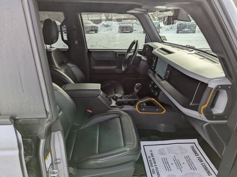 Used 2021 Ford Bronco Badlands image 18