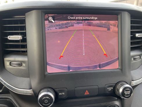 Used 2019 RAM 1500 Big Horn image 17