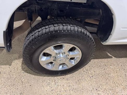 Used 2023 RAM 2500 Big Horn w/ Cold Weather Group AWD/4WD image 28