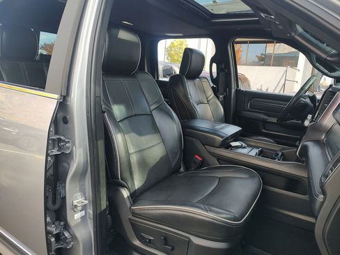 Used 2019 RAM 2500 Limited image 26