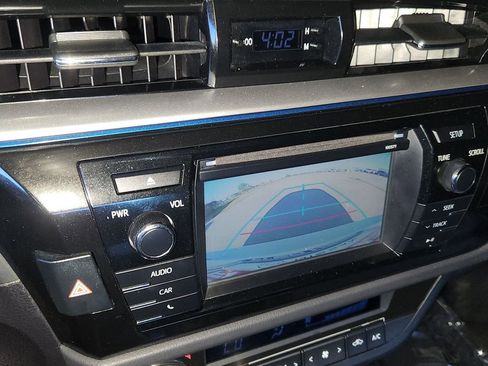 Used 2016 Toyota Corolla S image 34