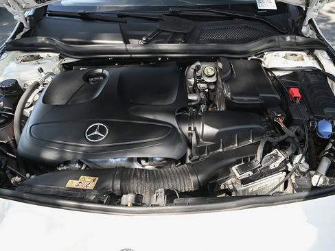Used 2019 Mercedes-Benz CLA 250 image 13