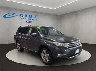 Used 2012 Toyota Highlander Limited w/ Tow Pkg AWD/4WD video 1