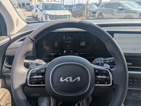 New 2026 Kia Carnival LXS FWD image 29