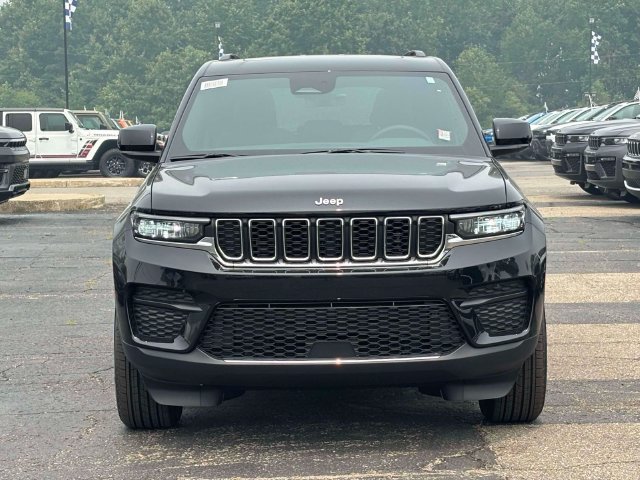 New 2026 Jeep Grand Cherokee Laredo X AWD/4WD image 31