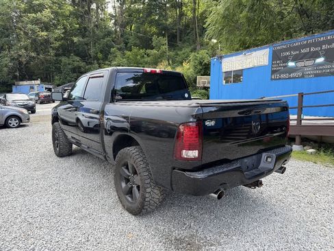 Used 2014 RAM 1500 Express w/ Black Ram 1500 Express Group AWD/4WD image 9