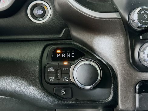 Used 2021 RAM 1500 Lone Star AWD/4WD image 24