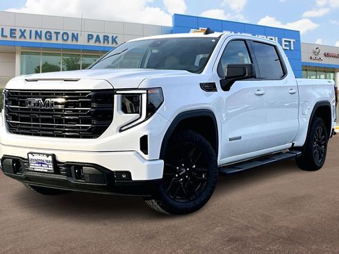 Used 2022 GMC Sierra 1500 Elevation image 12