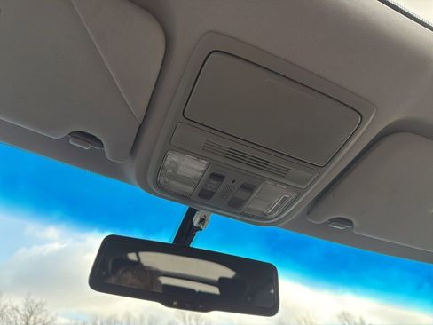 Used 2012 Honda Crosstour EX image 14