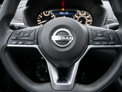 Certified 2023 Nissan Altima 2.5 SV image 25