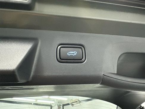 New 2025 Hyundai Tucson Limited image 21