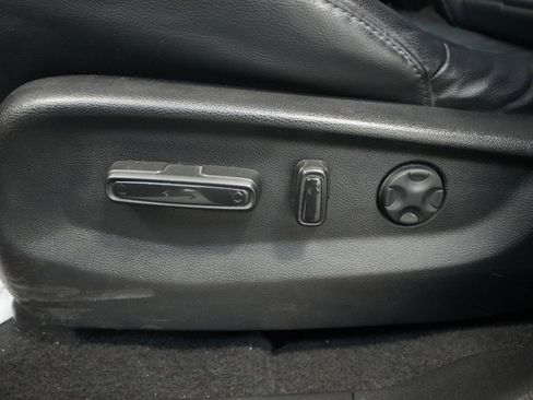 Used 2019 Honda CR-V EX-L image 16