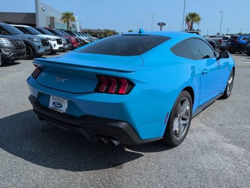 Used 2024 Ford Mustang GT RWD image 4