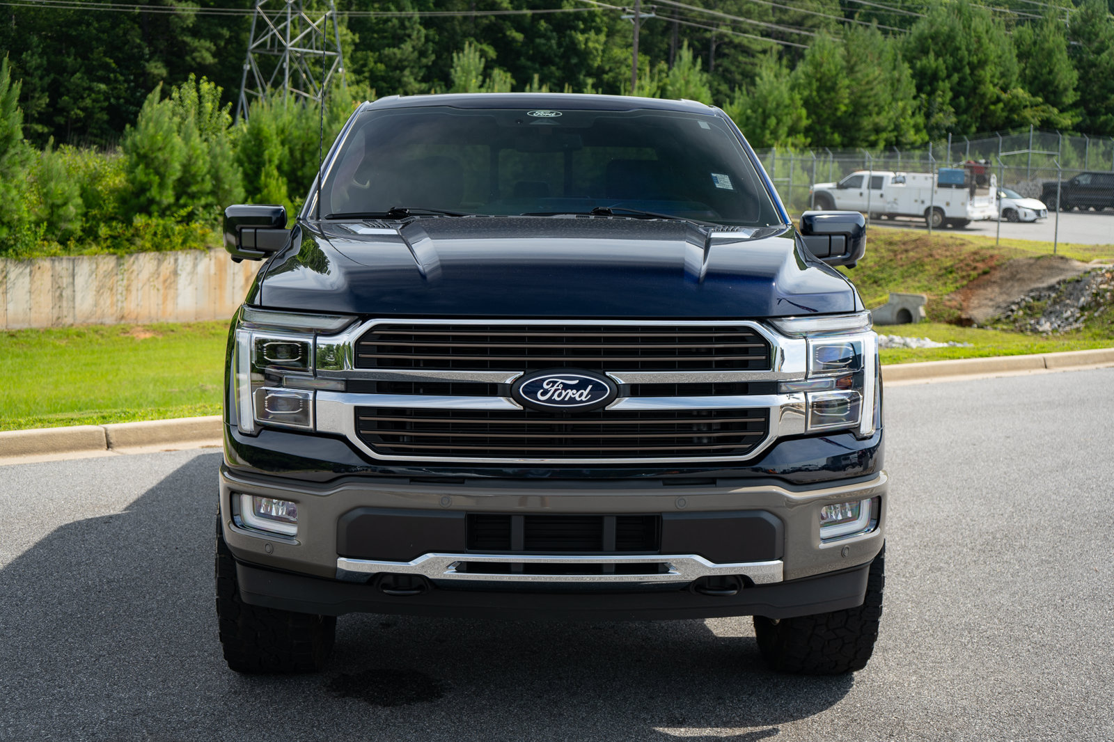 Used 2025 Ford F150 King Ranch w/ FX4 Off-Road Package AWD/4WD image 8