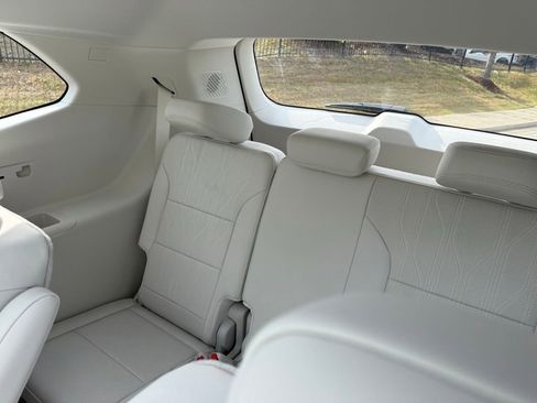 New 2026 Buick Enclave Avenir w/ Super Cruise Package FWD image 22