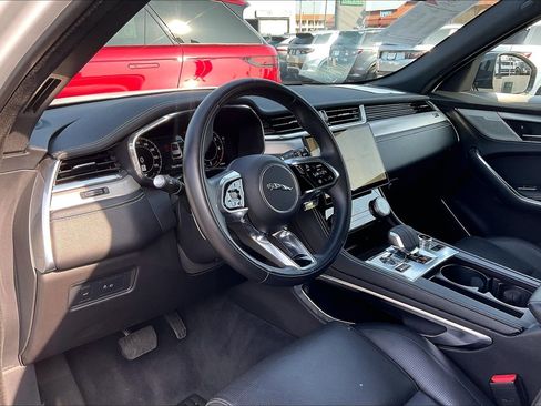 Used 2024 Jaguar F-PACE R-Dynamic S image 16