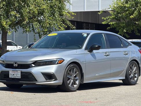 Used 2023 Honda Civic Sport image 8