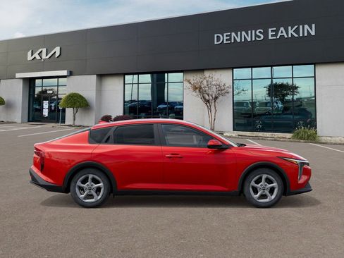 New 2025 Kia K4 LXS image 7