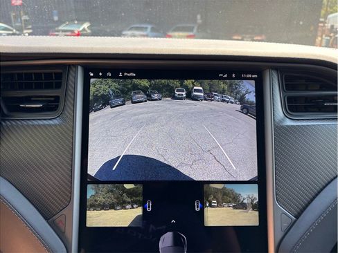 Used 2018 Tesla Model X 100D AWD/4WD image 29