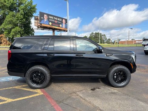 Used 2026 GMC Yukon AT4 Ultimate w/ LPO, Floor Liner Package AWD/4WD image 5