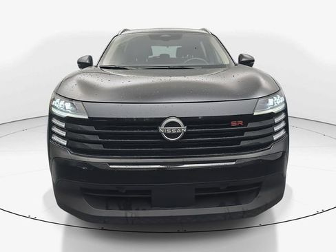 Used 2025 Nissan Kicks SR image 4