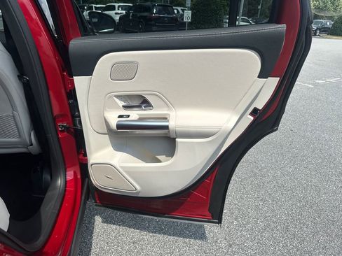 Used 2026 Mercedes-Benz GLA 250 4MATIC image 19