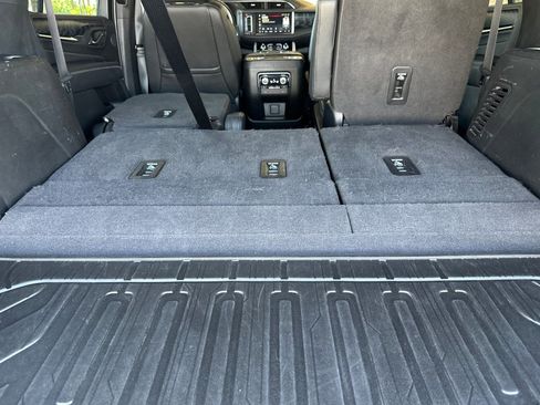 Certified 2022 GMC Yukon Denali w/ Max Trailering Package AWD/4WD image 17